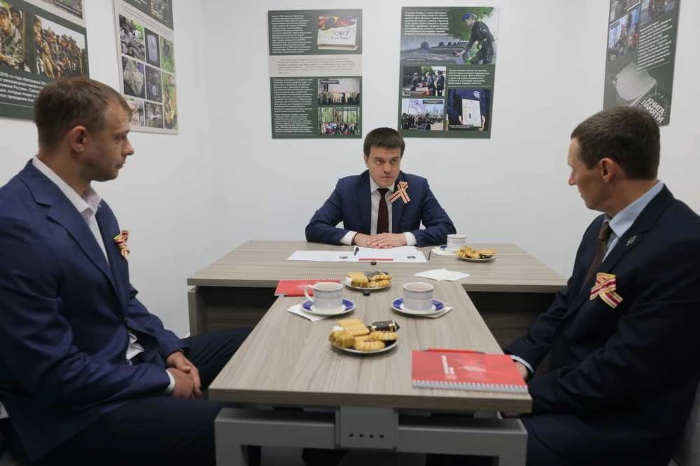 Глава Красноярского края пообщался с участниками программы «Сибирский характер»