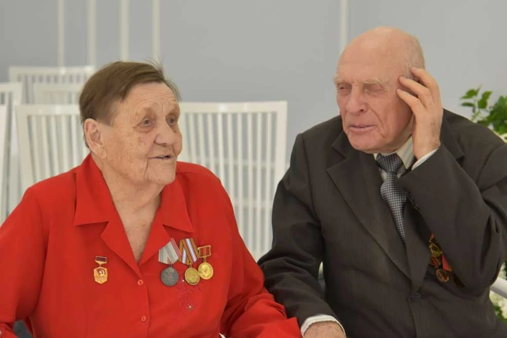 Супруги из Хакасии отметили 70 лет совместной жизни