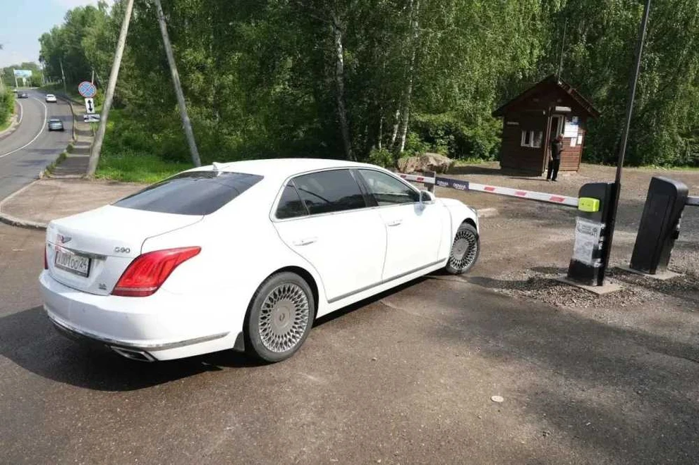 Мэра Красноярска не пропустили на Столбы