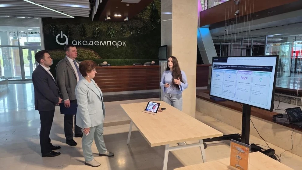 В Новосибирской области в Академпарке представили проекты ИИ молодых инноваторов