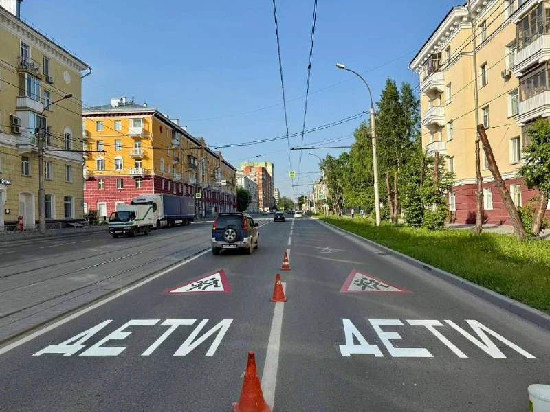 В Новосибирске разметили почти 550 пешеходных переходов за 10 дней