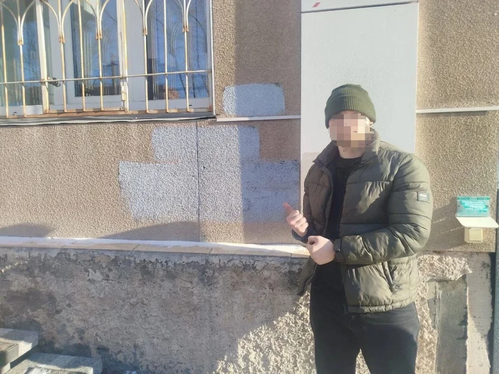 В Красноярске возбуждено ещё одно уголовное дело о рекламе наркотиков на стенах