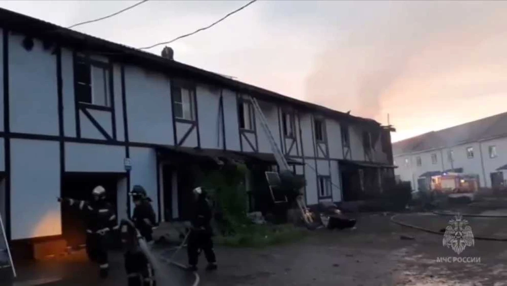 В Красноярском крае загорелся таунхаус 