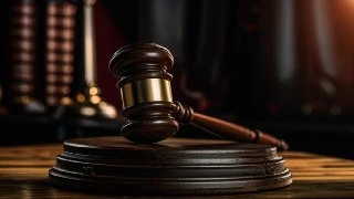 У Новосибирского коуча изъяли 60 млн рублей 