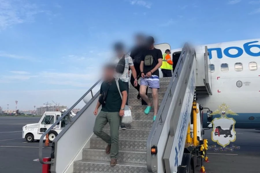 Подозреваемый в убийстве доставлен в Иркутскую область из Курской и заключён под стражу