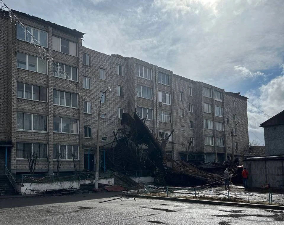 В Красноярске завели уголовное дело из-за обрушения крыши во время урагана