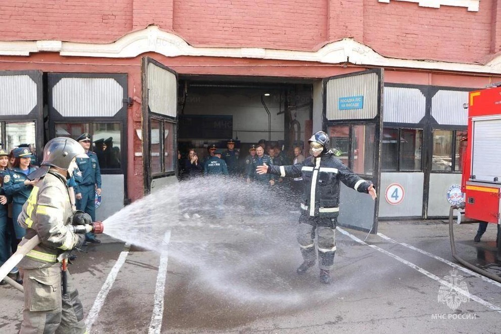 Замначальника ГУ МЧС Красноярского края ушел на заслуженный отдых