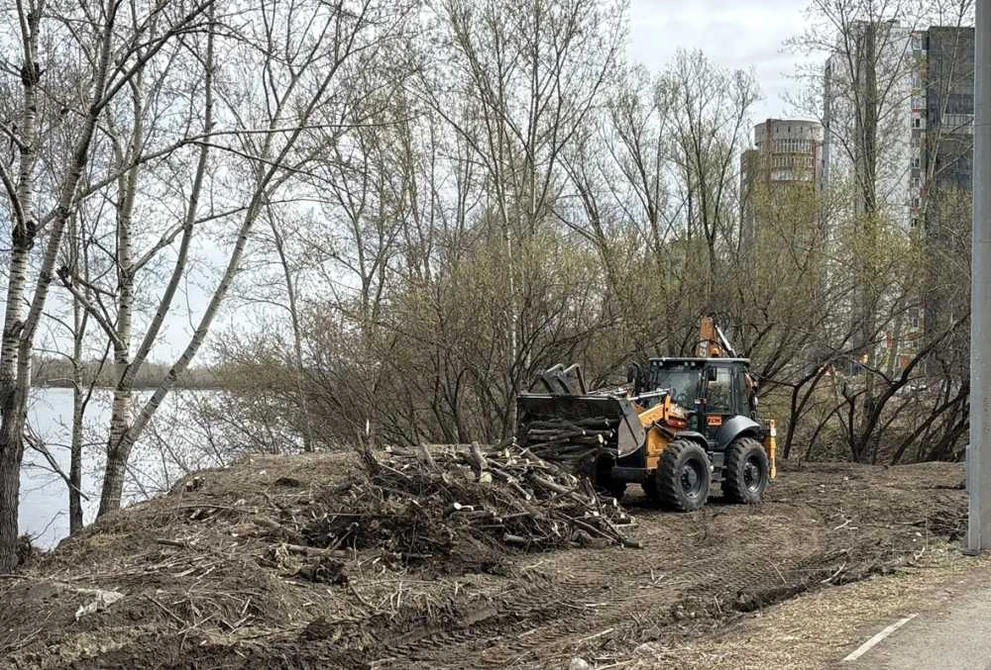 В Ленинском районе Красноярска началось благоустройство набережной