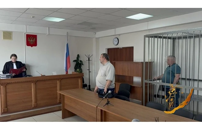 В Иркутске мужчину, пугавшего детей ножом, отправили под домашний арест