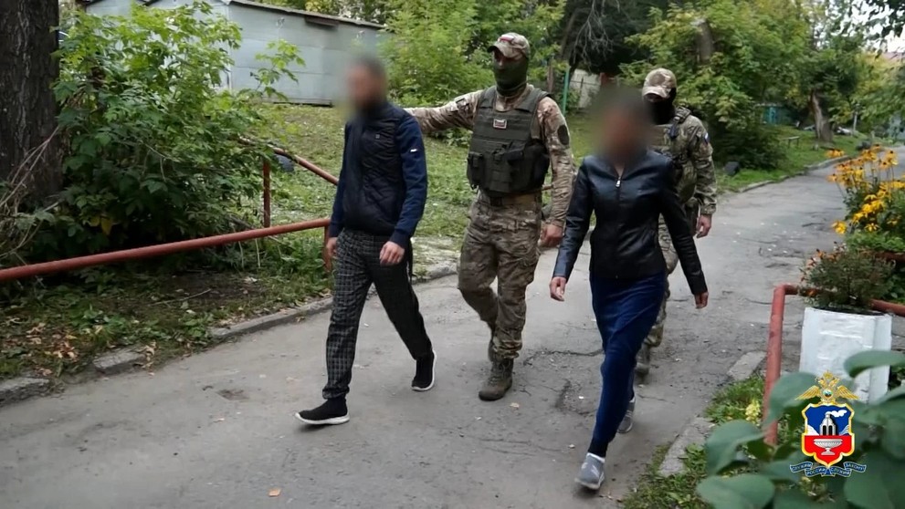 На Алтае раскрыли банду, которая обманывала участников СВО через браки