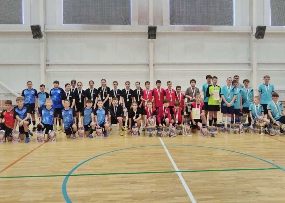 В СУЭК-Кузбасс состоялись соревнования по мини-футболу среди детей работников предприятий