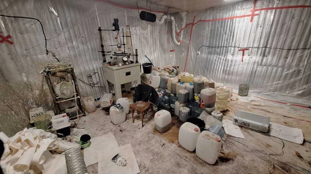 В Новосибирской области ликвидирована лабораторию по производству мефедрона