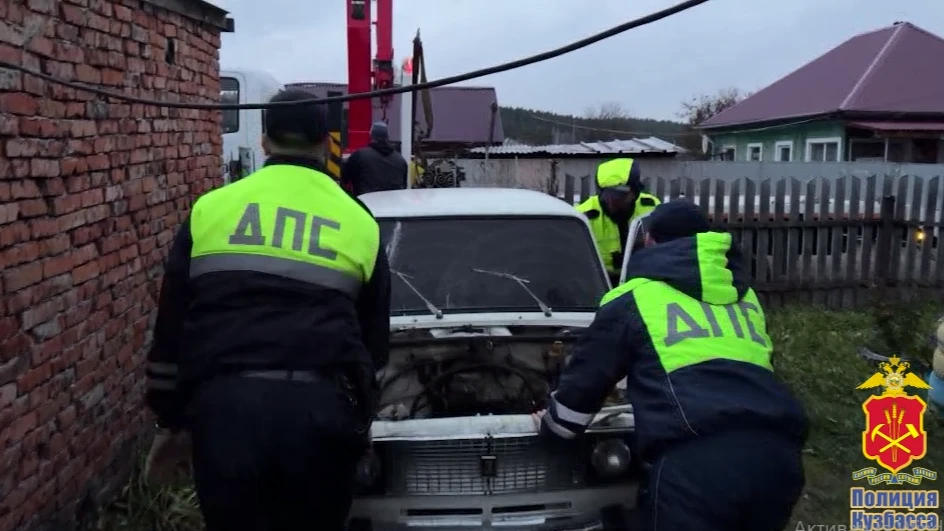 В Кузбассе юных водителей наказали за нецензурные надписи на автомобилях