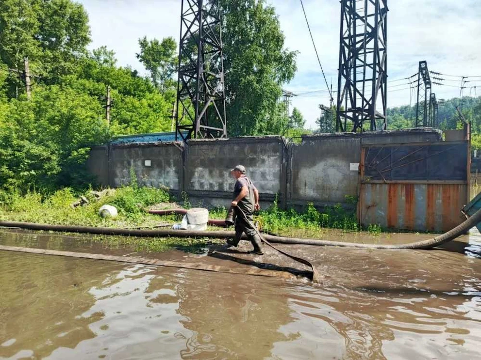 Ливни затопили подстанцию в южной столице Кузбасса