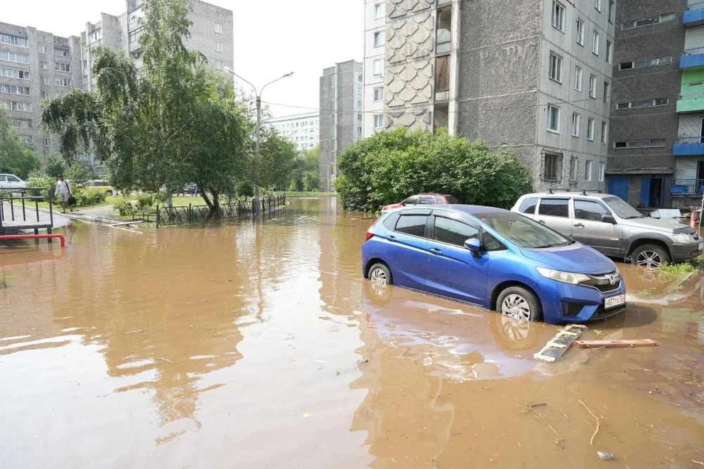 В Красноярске устраняют последствия повышения уровня воды в реке Кача