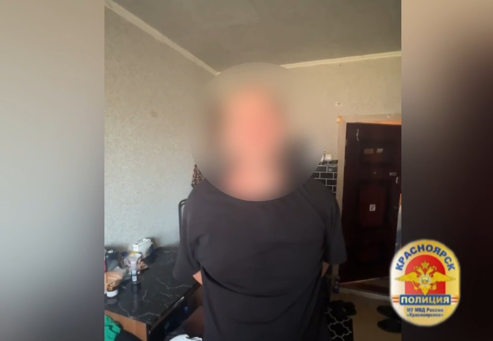 В Красноярске водитель побил подростка из-за помехи на дороге