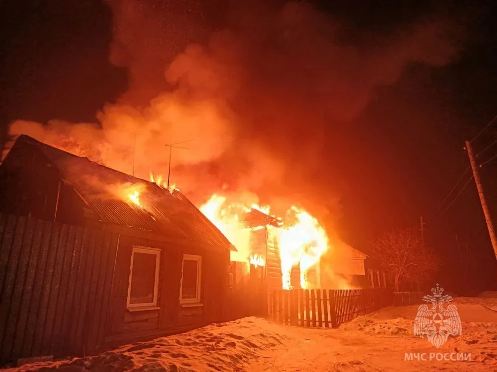 В Емельяново Красноярского края в пожаре получил ожоги мужчина