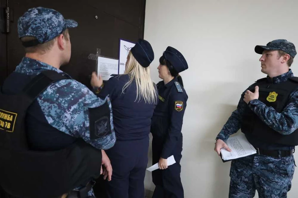 В Барнауле закрыли огромное здание из-за нарушений пожарной безопасности