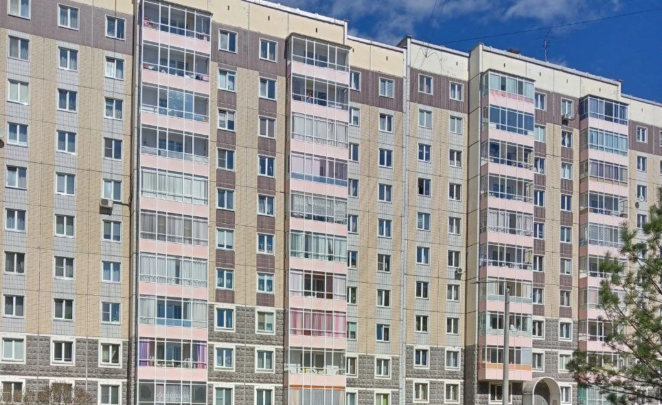 В Красноярском крае обеспечат квартирами более 1400 сирот