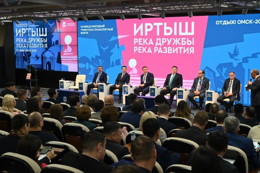 Речные перевозки по Иртышу обсудили на международном форуме в Омске