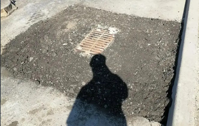 В Красноярске на Шахтеров восстановили ливневую канализацию