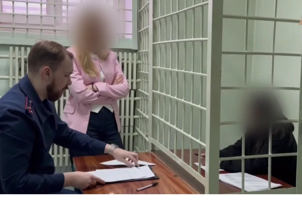 В Красноярске сургутянке предъявили обвинение по делу о похищении подростка