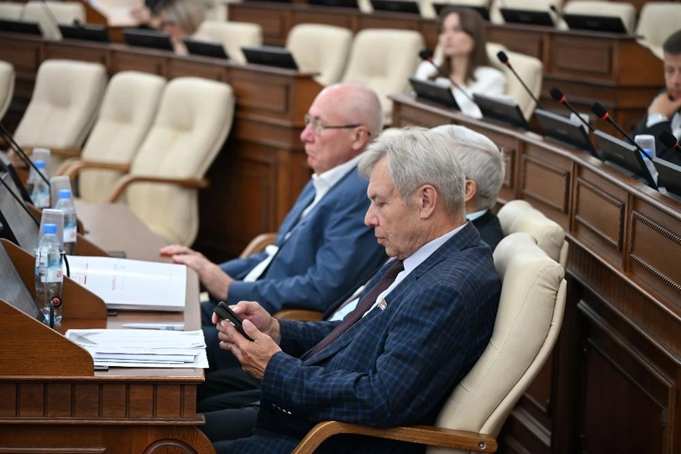 Алтайский край поддержит запрет на продажу вейпов