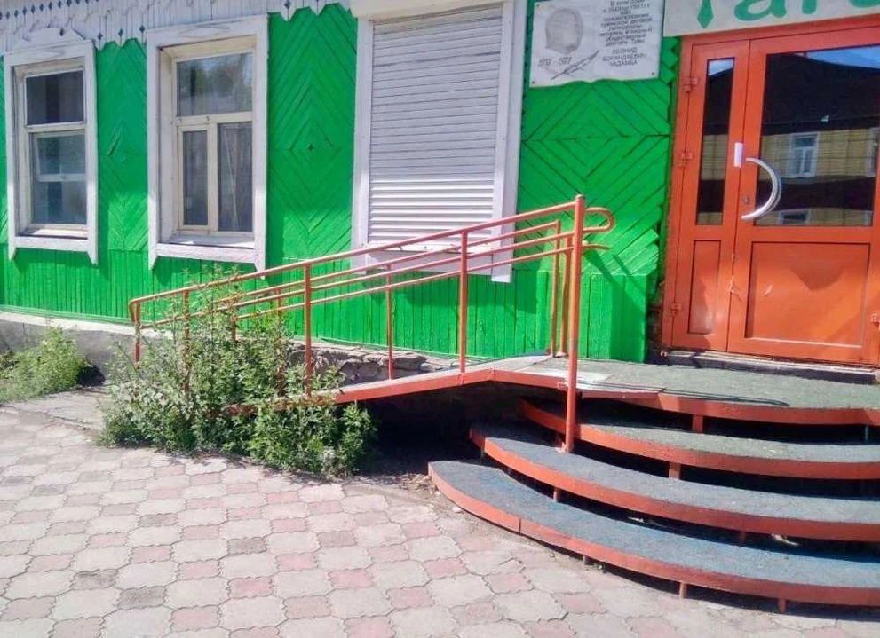 В столице Тувы не все ИП и юр. лица спешат привести свои территории в порядок