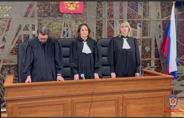 Красноярский краевой суд отклонил доводы жалоб Лапшина и Мандрова 
