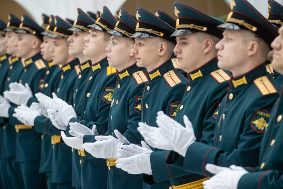 30 выпускников военного учебного центра при СибГУ получили дипломы 