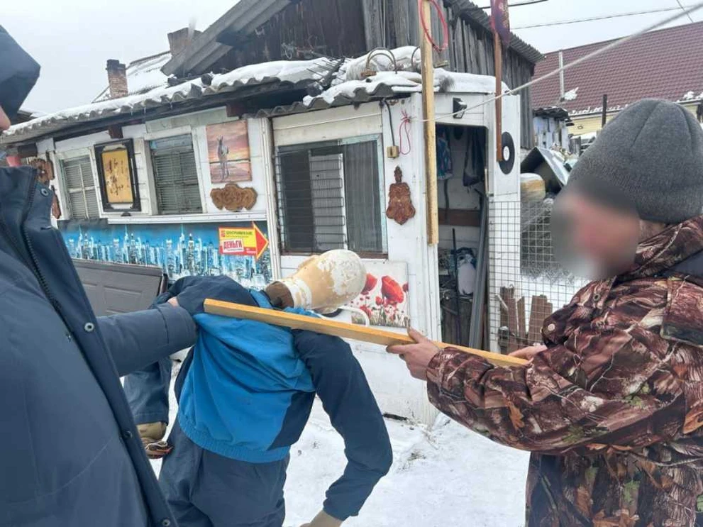 В Емельяново Красноярского края раскрыли убийство отца сыном 20 лет назад