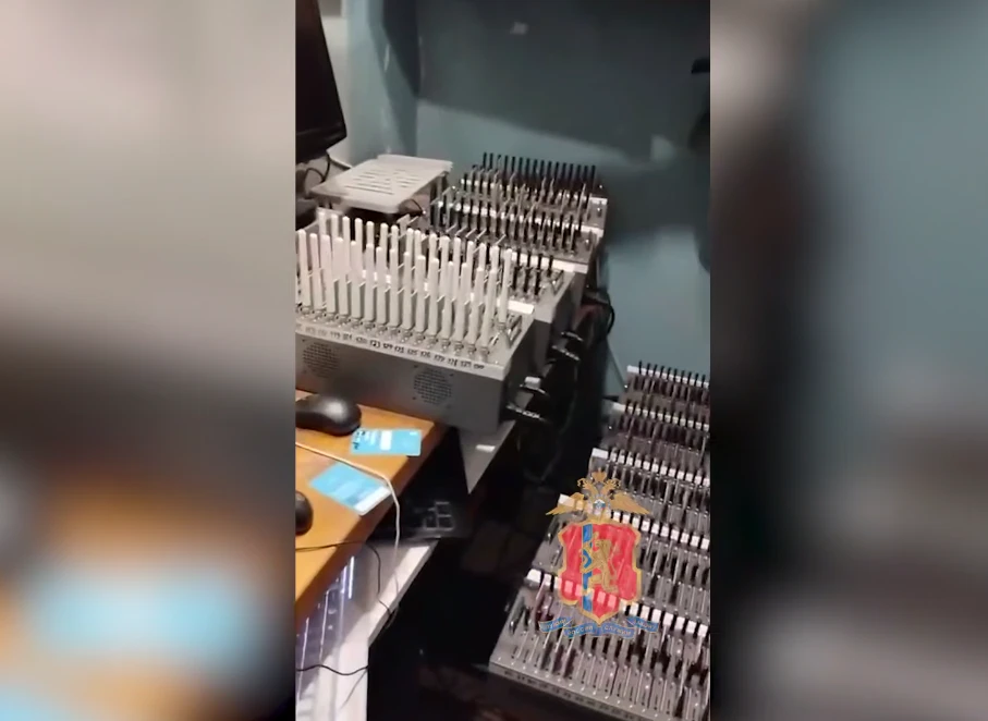 В Красноярске арестован пособник мошенников, изъято оборудование 
