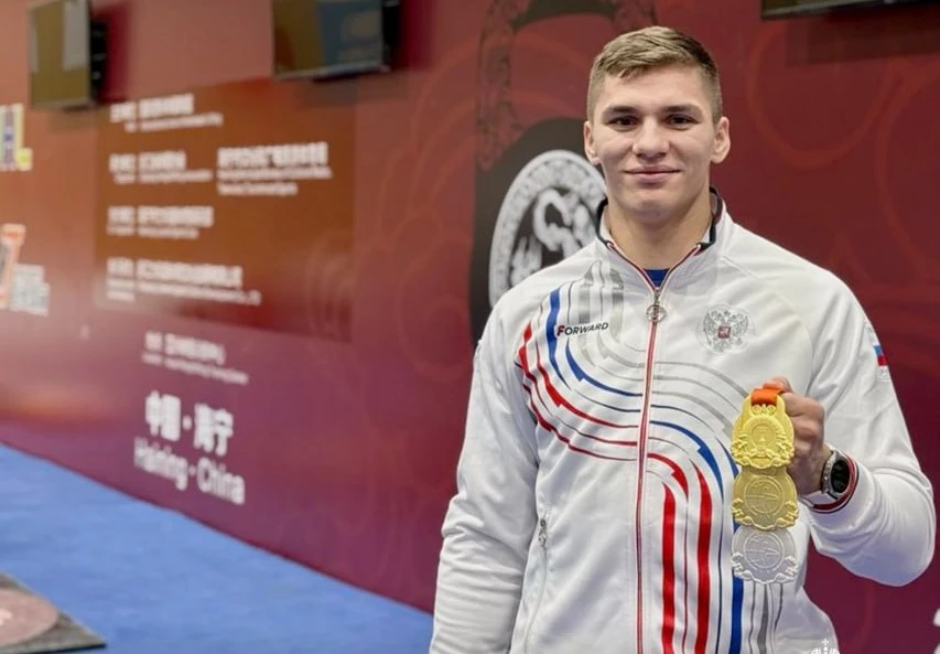 Томский пожарный стал шестикратным чемпионом по гиревому спорту 