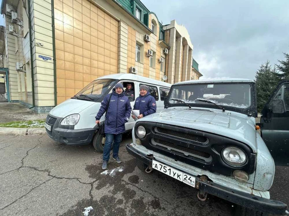 Из Красноярска на СВО отправятся ещё 2 автомобиля