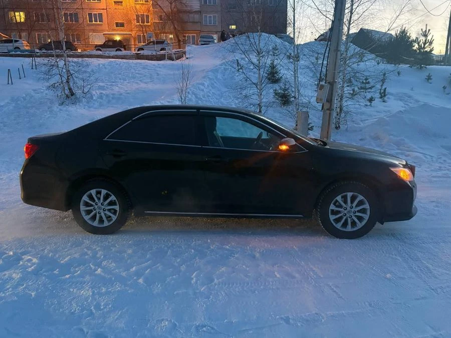 В Красноярском крае вновь ребёнок скатился с горки под автомобиль