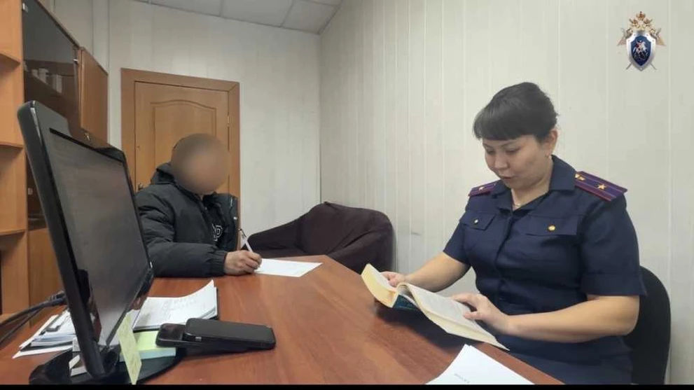 В Тыве двоих мужчин обвинили в убийстве после уличной ссоры