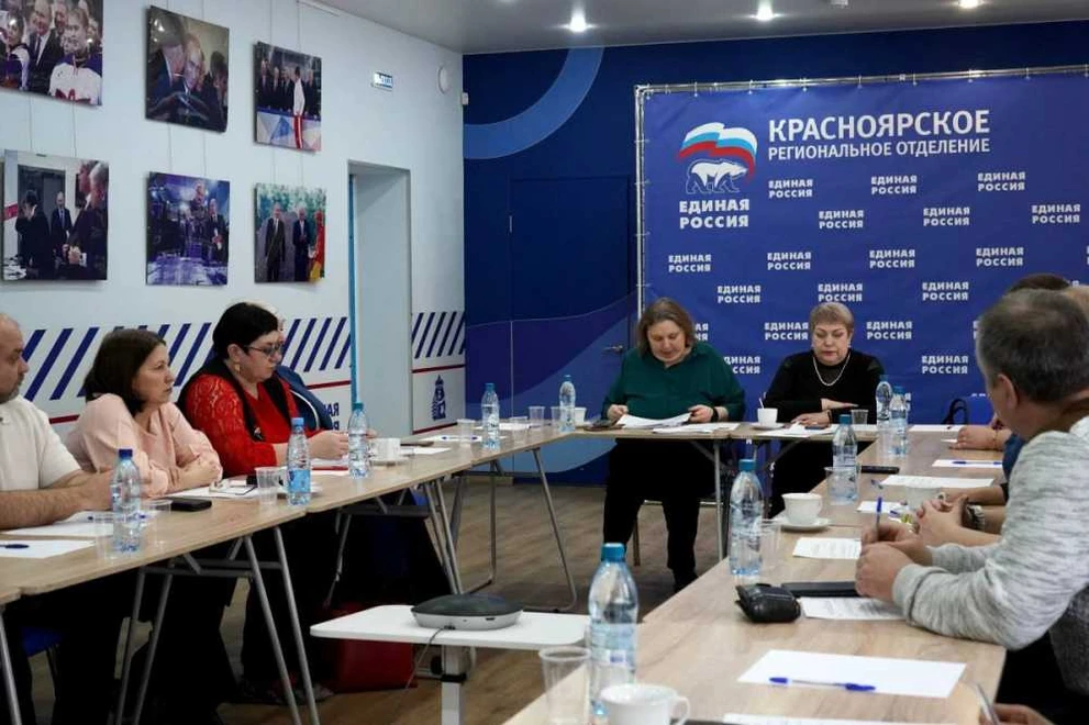 «Единая Россия» провела заседание совета первичных отделений партии