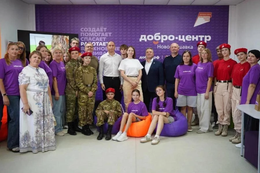 В Нововаршавке Омской области открыли обновлённый Добро.Центр