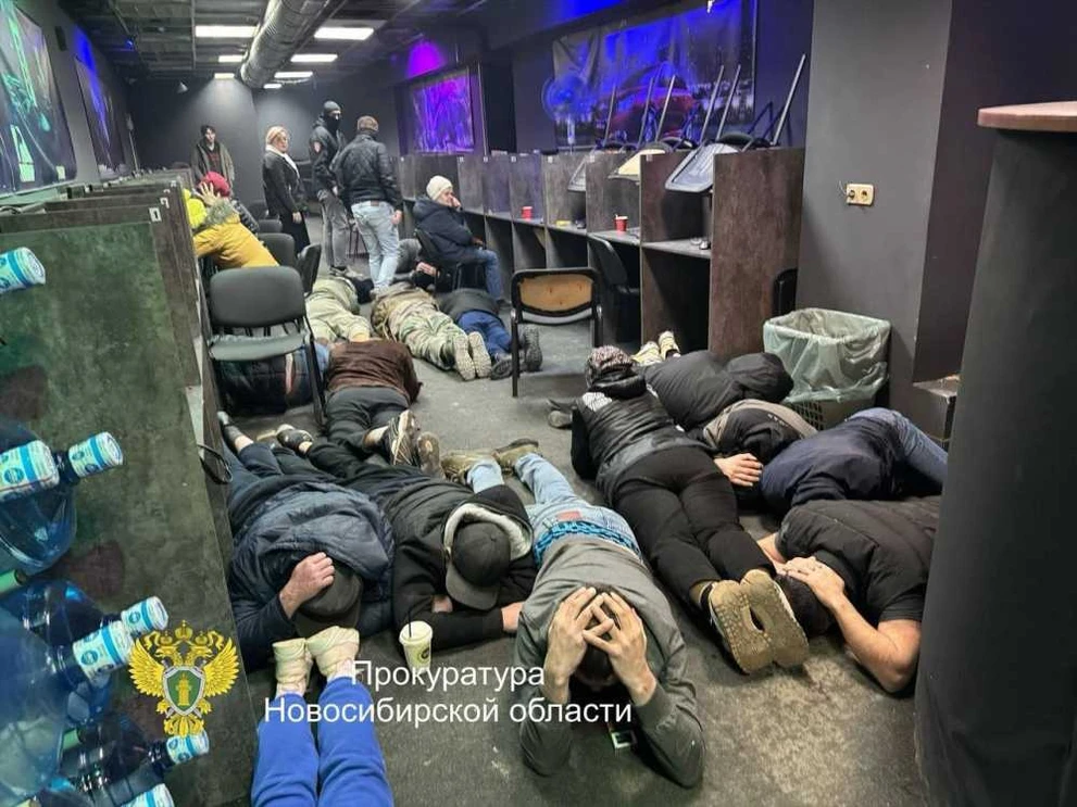 В Новосибирске ТСЖ открыло в подвале жилого дома казино 
