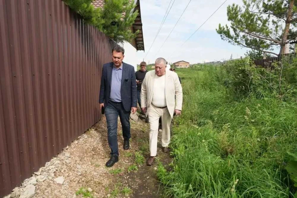 Глава Красноярска пообещал навести порядок в деревне 