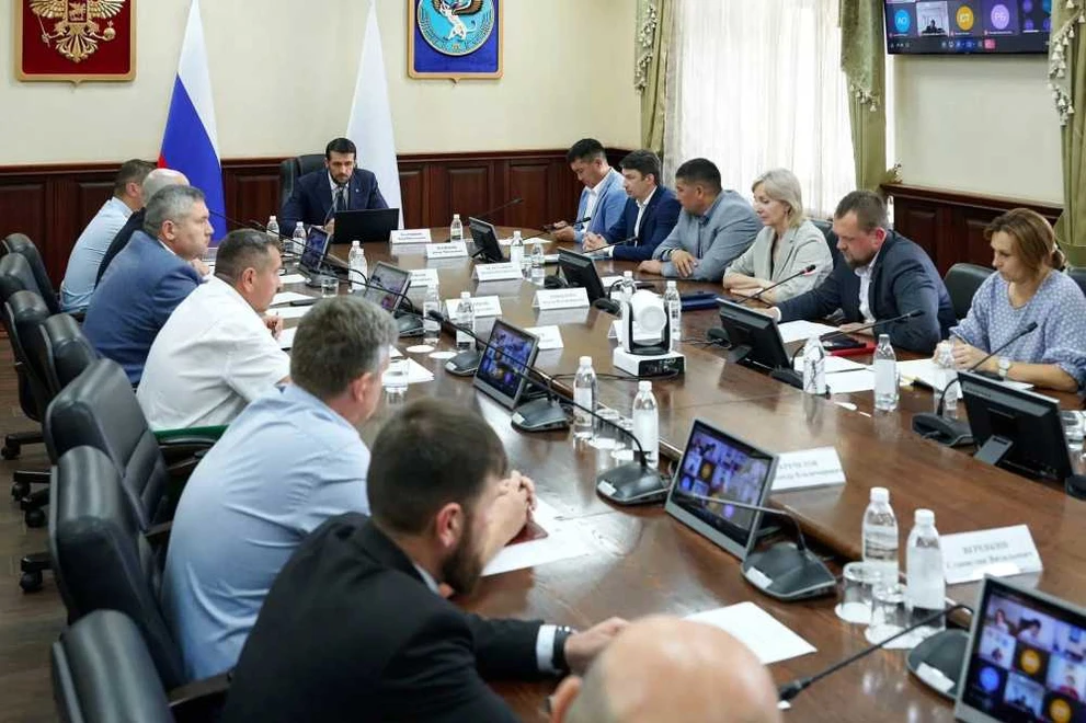 Топливный кризис в Республике Алтай берут под контроль