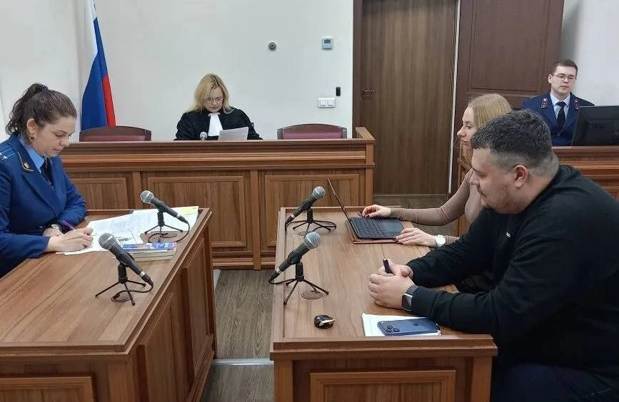 Суд в Кузбассе не отпустил администратора сауны, где погибли пятеро детей