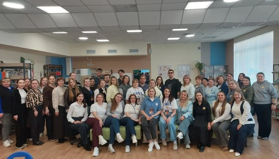 В Омской области для педагогов провели фестиваль «Вместе ярче»