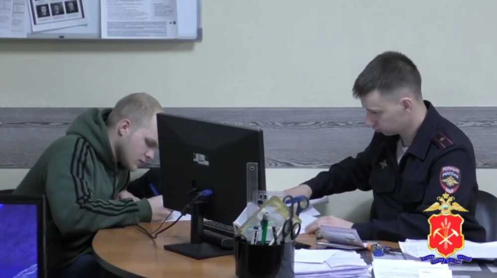 Новокузнецкие ГАИшники привлекли к ответственности водителя с фейерверками на крыше