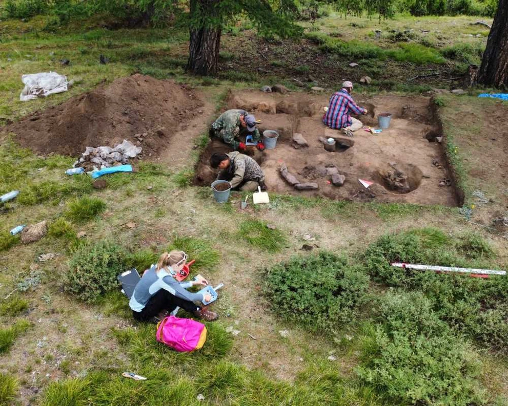 В Туве благодаря сусликам обнаружили древний металлургический комплекс