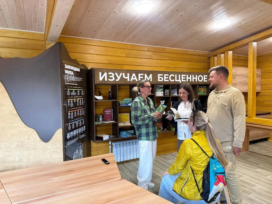 Представителей курорта «Роза Хутор» заинтересовал Центр научного волонтёрства на Красноярских Столбах