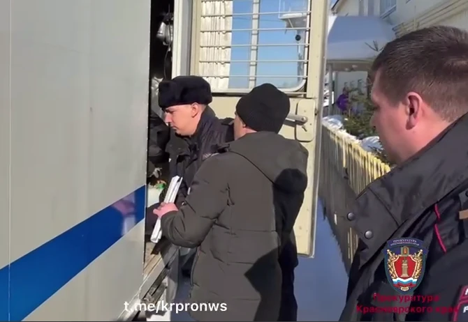 Вместо полей «отпахивать» срок придётся лжетрактористу из Красноярского края  