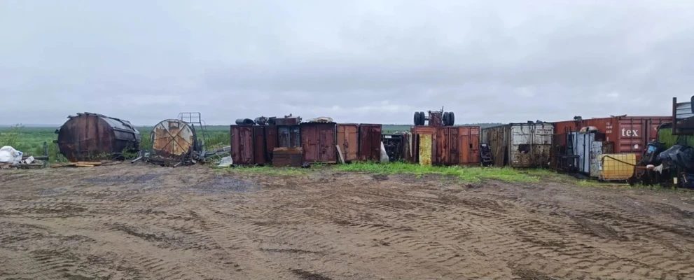 Компания из Красноярского края устроила свалку на Енисее 