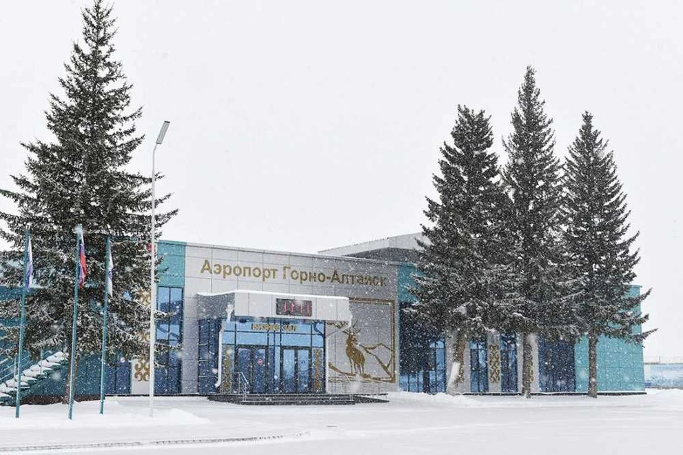 Мишустин подписал распоряжение о реконструкции аэропорта в Горно-Алтайске