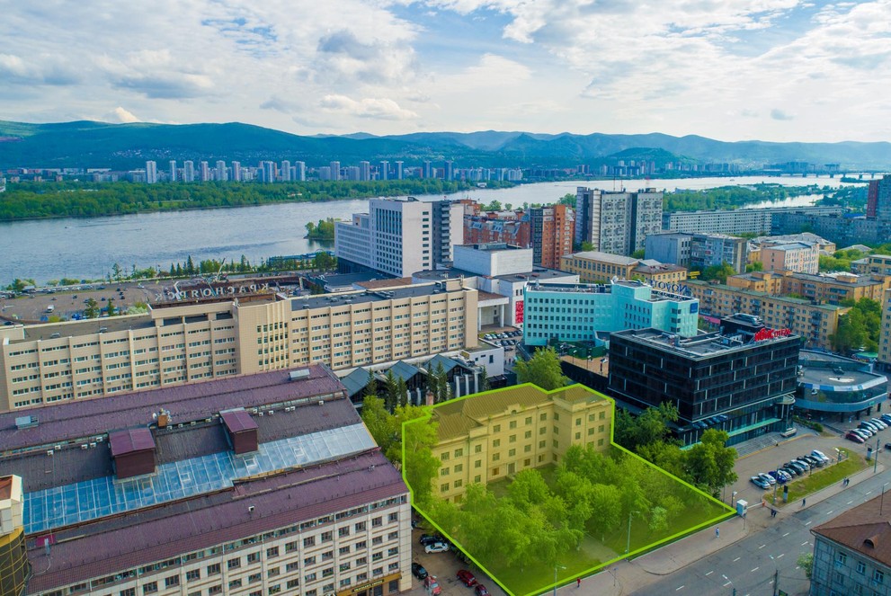 В Красноярске выставлено на продажу здание бывшего общежития педуниверситета